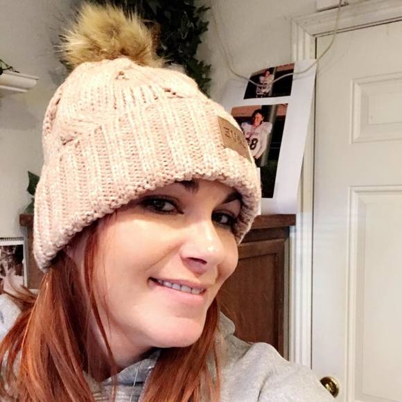 Meet your Posher, Michelle - Picture 1 of 1